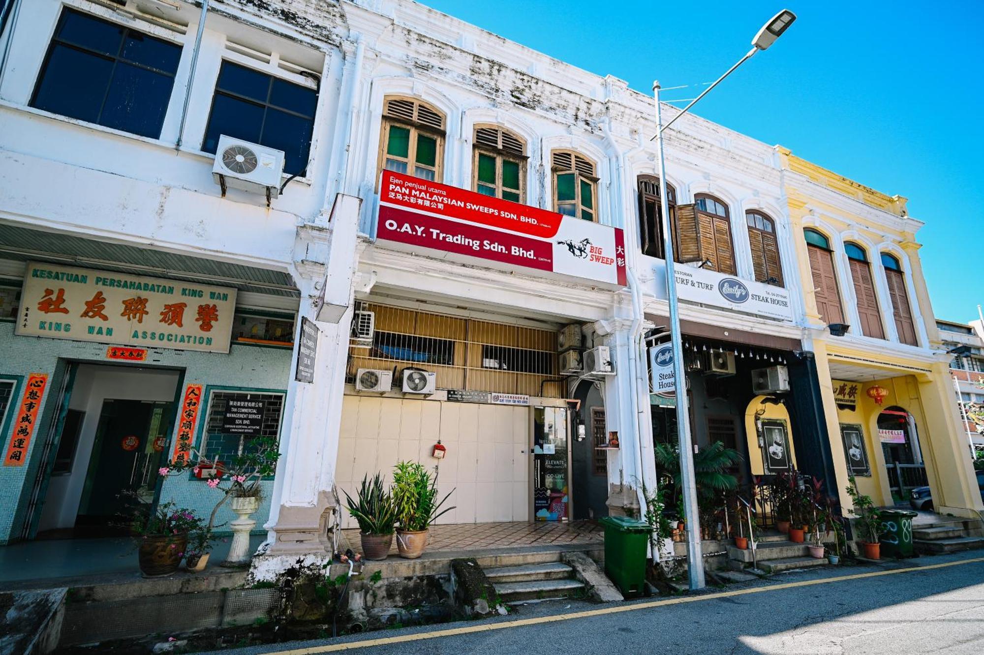 Swing & Pillows - 87 Muntri, Penang George Town Esterno foto